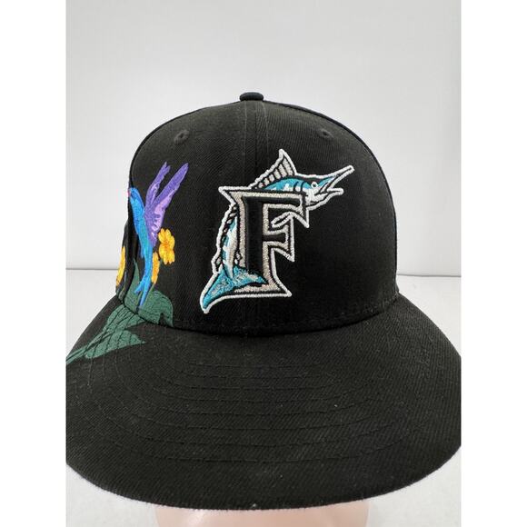 Florida Marlins New Era 59Fifty Blooming Fitted Hat Sz 7 1/8 Hummingbird - Picture 2 of 13